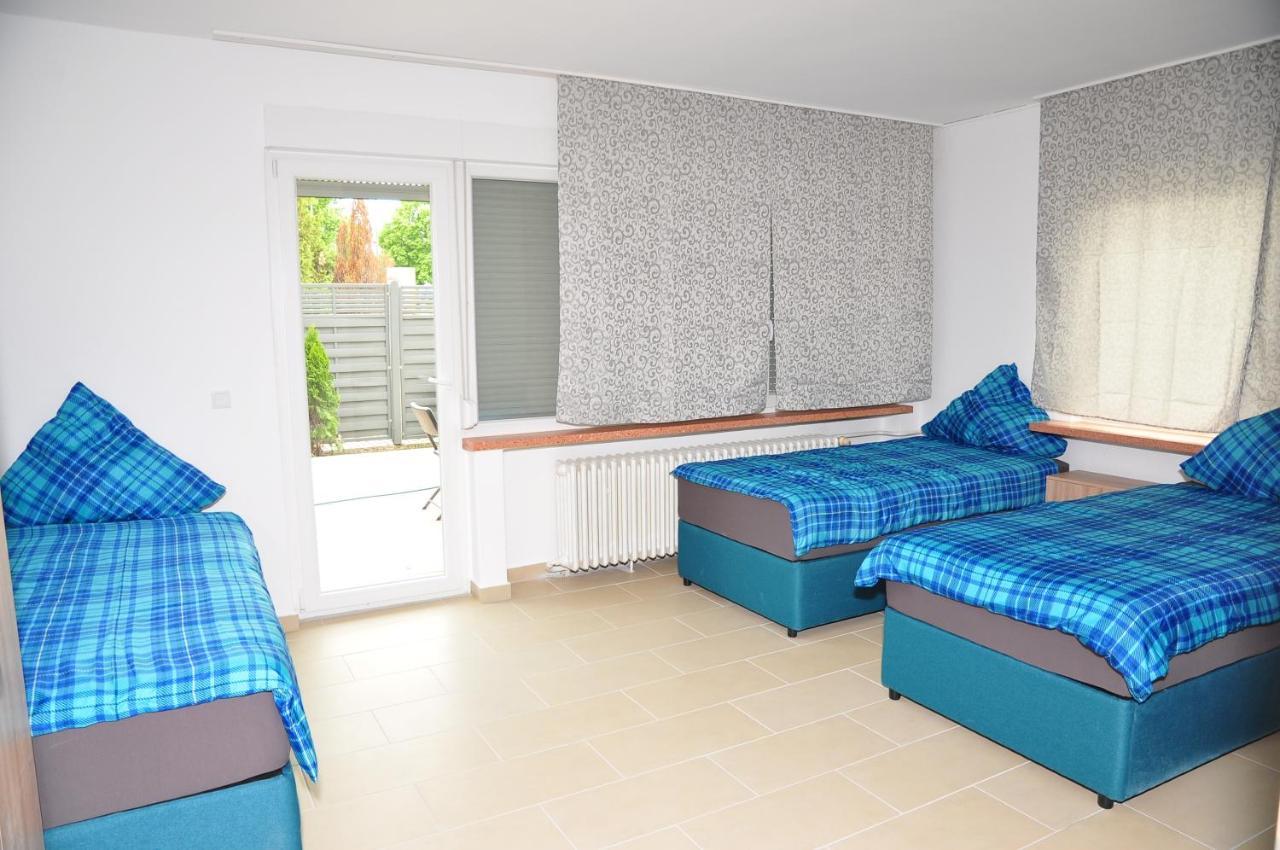 Weisenau Plaza Hostel ไมนซ์ ภายนอก รูปภาพ