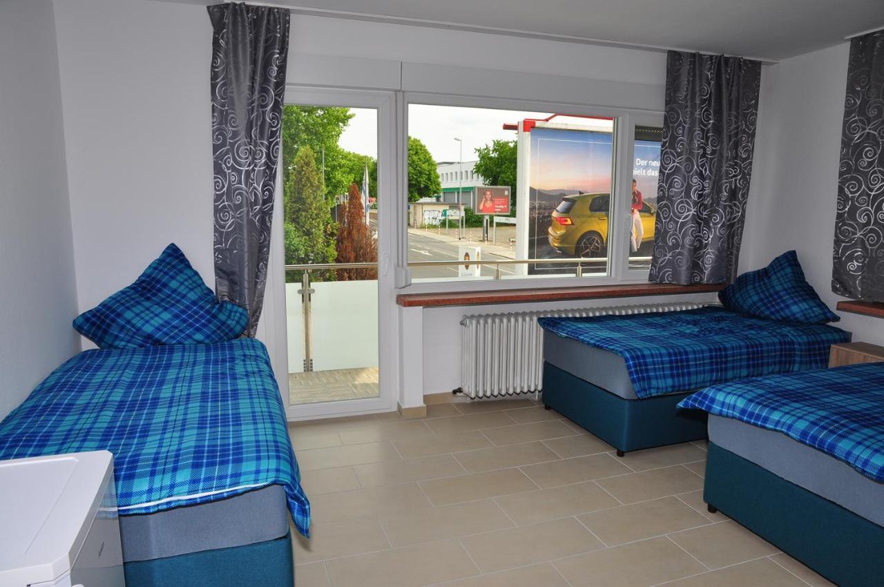 Weisenau Plaza Hostel ไมนซ์ ภายนอก รูปภาพ